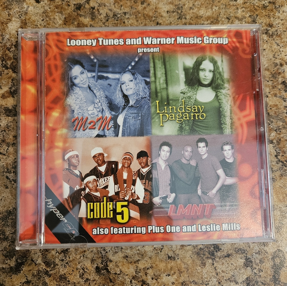 Looney Tunes & Warner Music Group CD